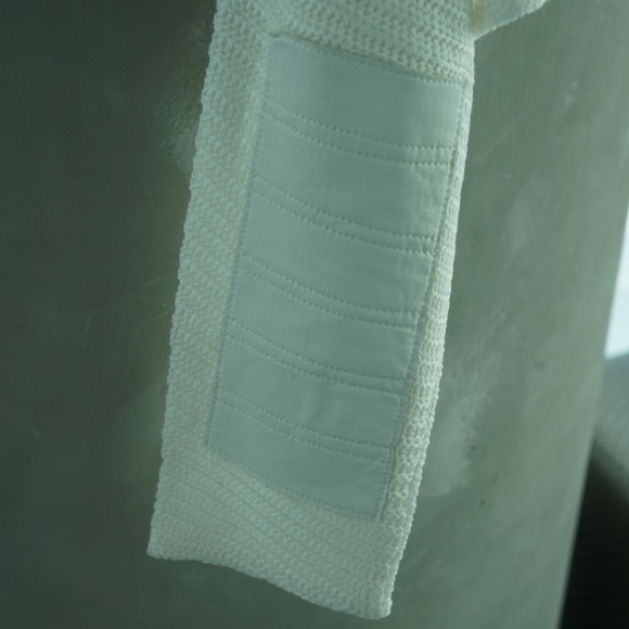 Sheer Light Knit Crop Top Sweater - Picture 7 of 7